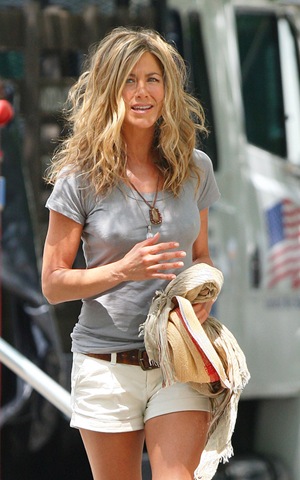 [Jennifer Aniston 4[4].jpg]