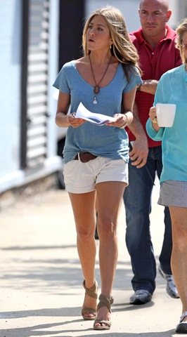 [jennifer aniston[3].jpg]