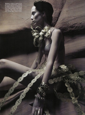 [Vogue Italia beauty editorial arte, more freak show blog (2)[4].jpg]