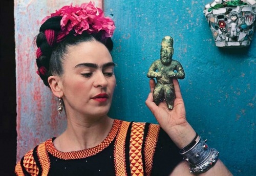 [Frida Kahlo Fotos e Frases (10)[3].jpg]