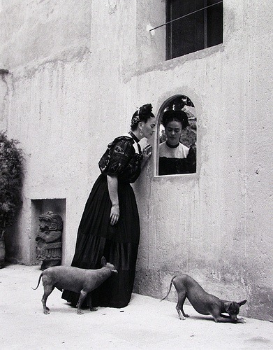 [Frida Kahlo Fotos e Frases (7)[3].jpg]