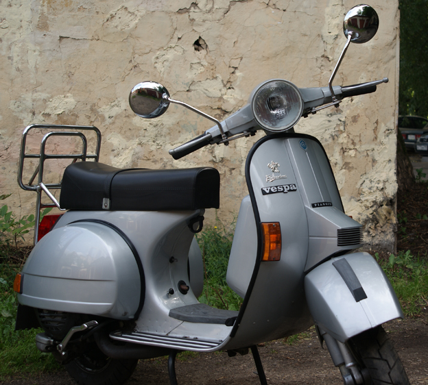 2016 Vespa PX 150 review specs features price