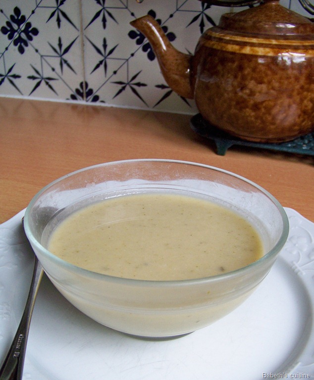 [soupe endives courgettes oignons[7].jpg]
