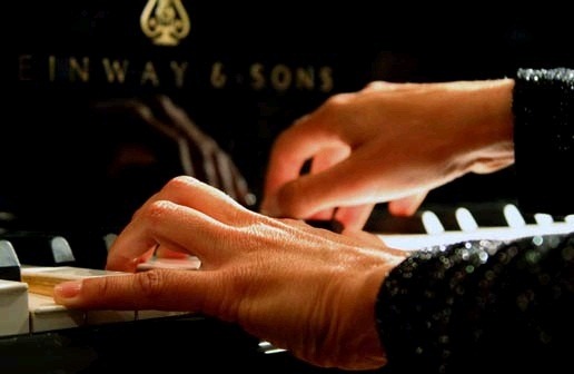 [piano[2].jpg]