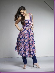 Kareena-Kapoor-on-Firdous-Fashion-10