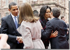 Obama-Sarkozy-nokiss