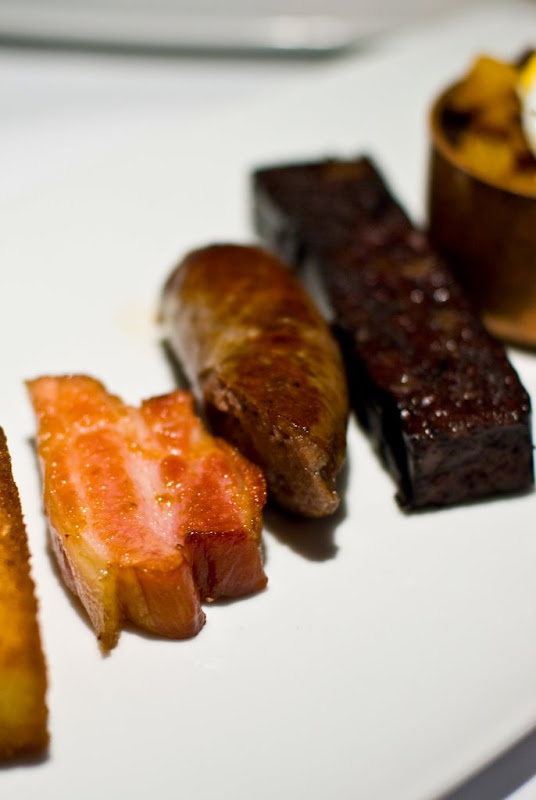 Bacon, wagyu sausage & black pudding