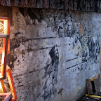 Koreans love leaving art unprotected.
