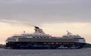 MEIN SCHIFF 020