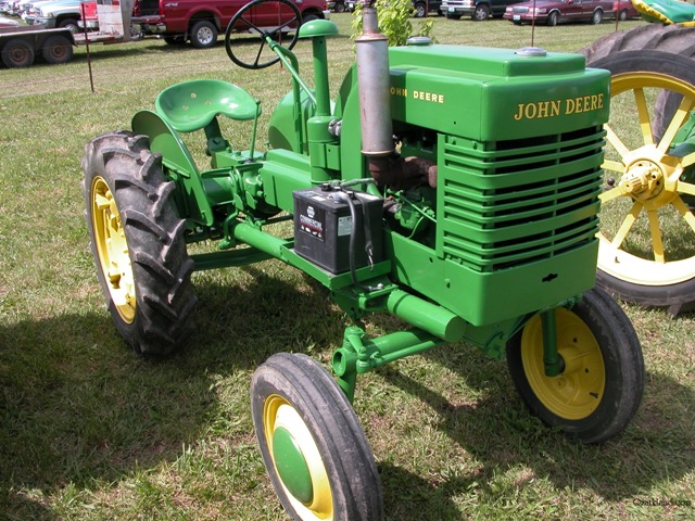 [John Deere[3].jpg]