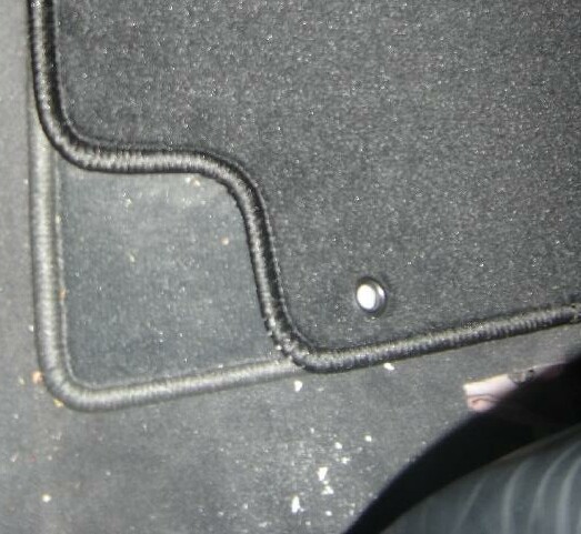 [Bild: fahrerteppich.jpg]