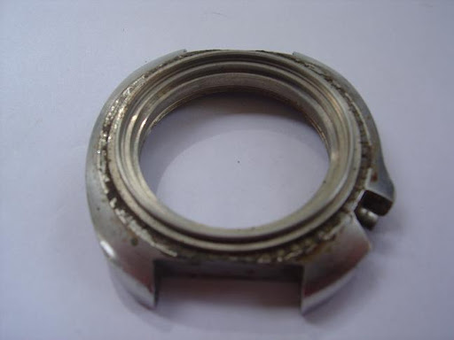 Restauration d'une seiko 6105 8110 6105%20012