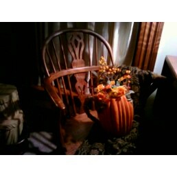 [my chair[3].jpg]