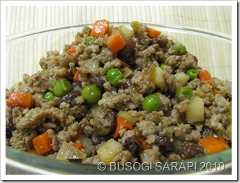 pork empanada filling© BUSOG! SARAP! 2010