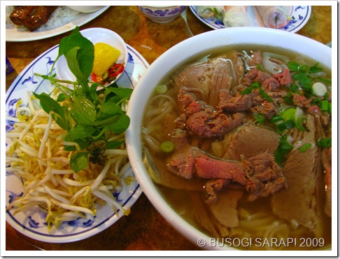 special beef noodle soup© BUSOG! SARAP! 2009