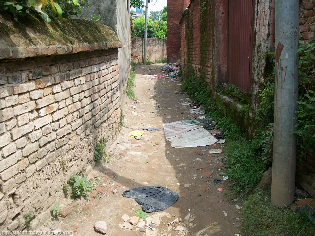 [Kathmandu Galli[5].jpg]