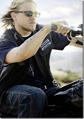 Charlie-Hunnam-Sons-of-Anarchy-image-2-413x600 Charlie-Hunnam-Sons-of-Anarchy-image-2-413x600