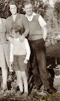 MUM,DAD,and me.jpg