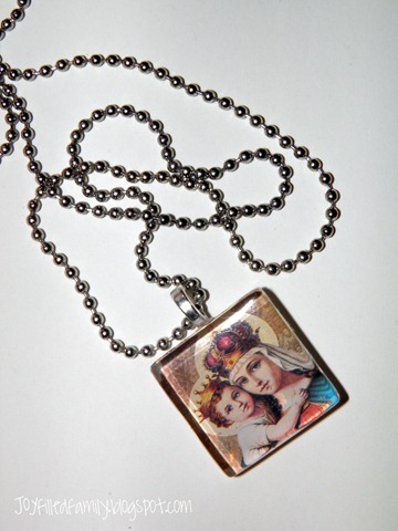 [winner marian tile necklace JOY[6].jpg]