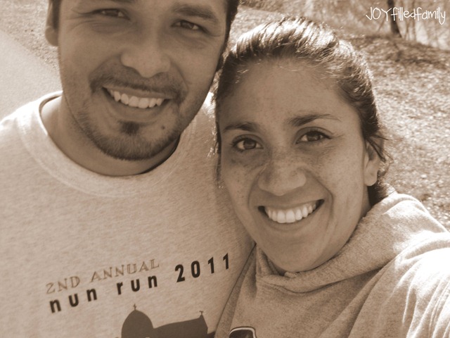 [momanddadpostrun2.jpg]