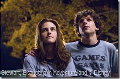 kristen-stewart-jesse-eisenberg-Adventureland kristen-stewart-jesse-eisenberg-Adventureland