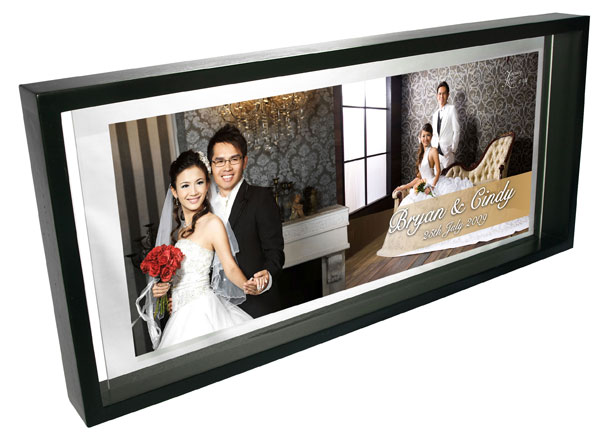 Wooden Frame Eminence Wedding Package (Frame + Car Magnetic Photos)