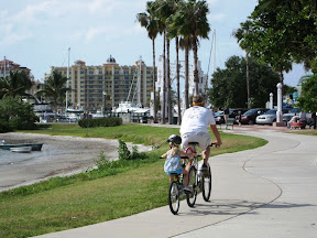 bikingonthebay.JPG