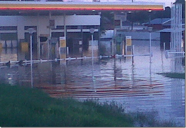 shell petrol station on the R554 shell petrol station on the R554
