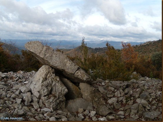 001 DOLMEN 001 DOLMEN