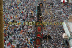 crowd at 10.59am crowd at 10.59am