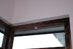 gap between wall and grille