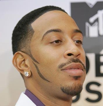 hip hop hairstyle. Ludacris short hairstyle