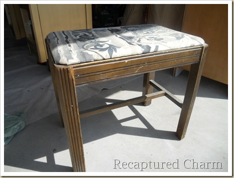 Gold Antique Vanity 008