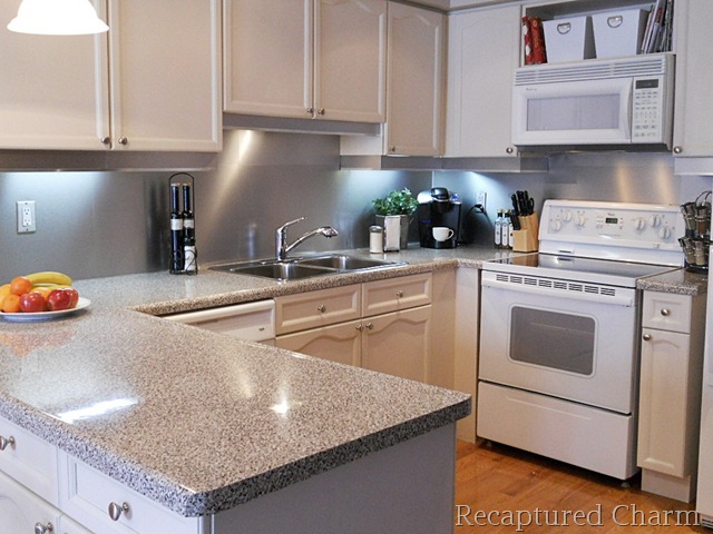 [stainlesssteelbacksplash072a9.jpg]