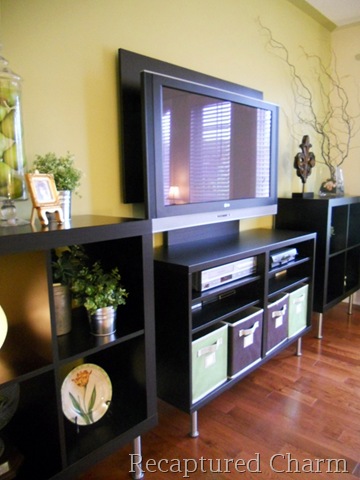 [main floor family room 029a[8].jpg]