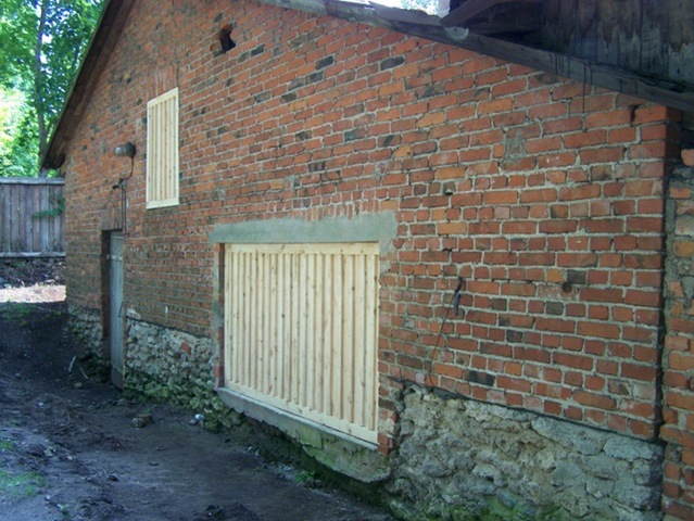 [100_47762.jpg]