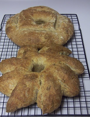[BBA-sunflower-seed-rye 040[4].jpg]