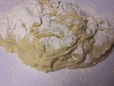 [lacy-valentine-bread 007[4].jpg]