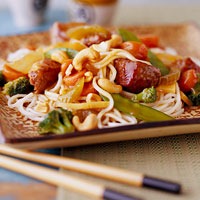 [pork-lo-mein-R100897-l[4].jpg]