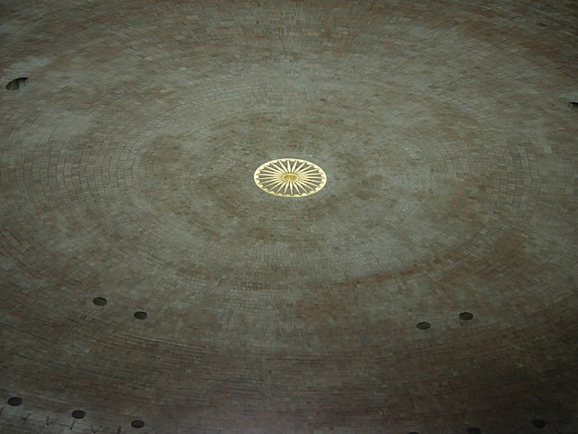 Inner side of Dome. Above Ashoka Chakra is the key stone, which holds the relics of Buddha, along with Gold and jewellery's donated by the students.