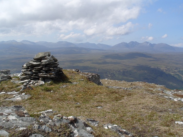 [S10559523.jpg]