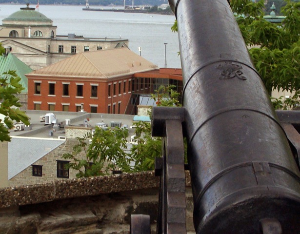 [Que Cannon over River[7].jpg]