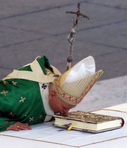 [Evangeliario - Juan Pablo II[3].jpg]