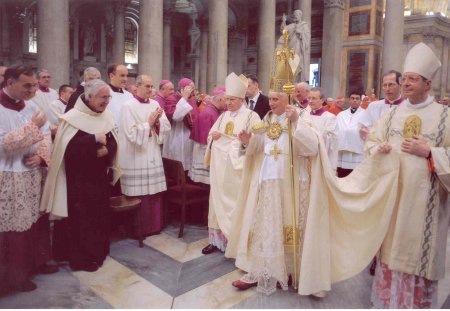 [cardenales diaconos[4].jpg]