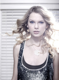 http://lh3.ggpht.com/_v2P1oKjwo_I/SeLuF55hcYI/AAAAAAAAAgg/ajWN4Krkth0/s640/TaylorSwift_AustinHargrave_05.jpg