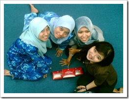 Frenz (17) Frenz (17)