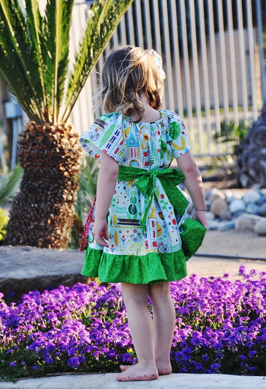 [easterdresses 090[2].jpg]