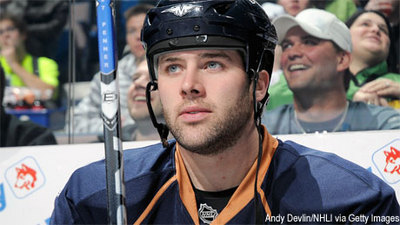 Dustin Penner Seriously...how can you not love the eyes? Dreamy.