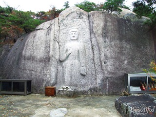 GyeongjuStanding stone Buddha in Backundae