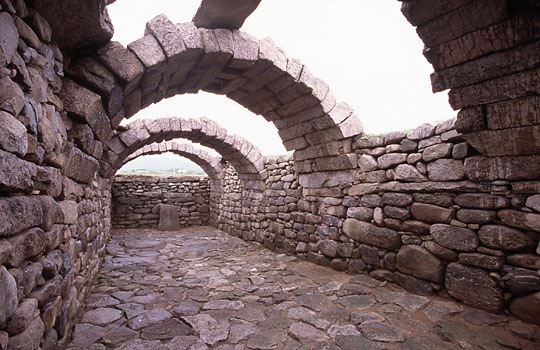 [CheongdoSeokbinggoremainingarches5.jpg]